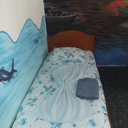 Goekmavi Guest house